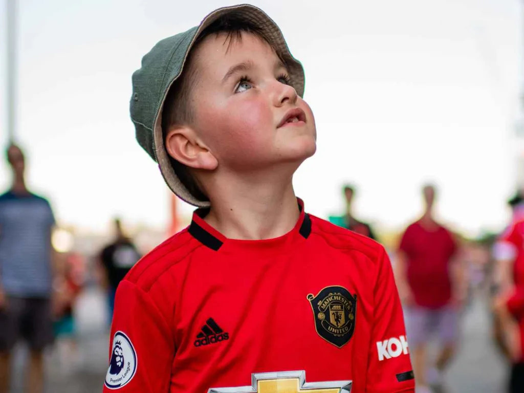 TRAGEDY IN THE STANDS – YOUNG MAN UNITED FAN NEVER WAKES UP gettyimages 11703295771627480750077 medium