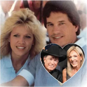 NO DRAMA. NO HEADLINES. JUST 53 YEARS TOGETHER. George Strait never talked much about his private life. And that was the point. While the world watched the King of Country fill arenas, Norma stayed just out of the light. No interviews. No spotlight. Just a quiet presence that never left his side. They met in high school. Fell in love before fame ever knocked. And 53 years later, they’re still standing together — steady, unbothered, real. When George finally confirmed what fans already felt, it wasn’t a headline moment. It felt like a soft nod. A simple truth finally spoken out loud. Some love stories don’t need explaining. They just last. ❤️ Featured image