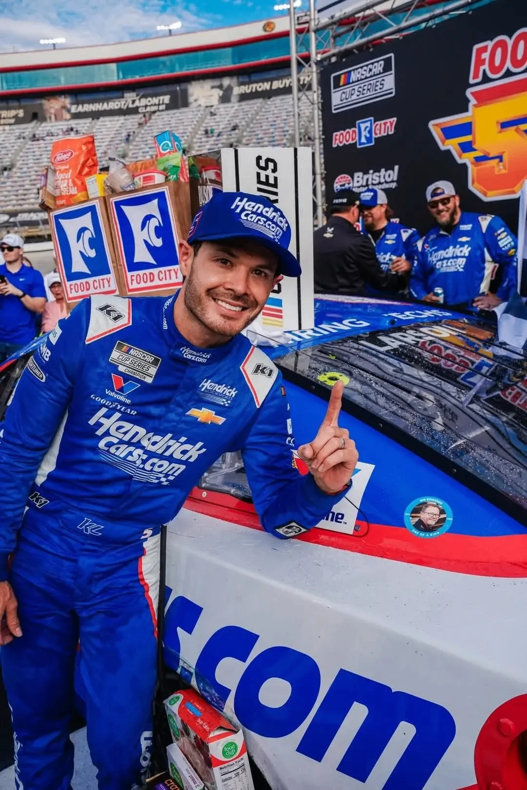 Sheikh Ahmed Al-Maktoum Spends $5M to Fly NASCAR Star Kyle Larson to Dubai — Emotional Birthday Moment Related image